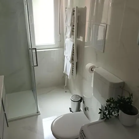 Dora Apartment