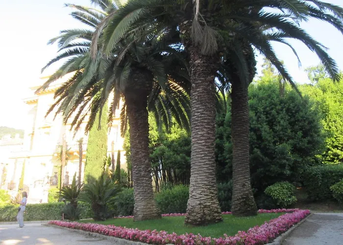 Διαμέρισμα Dora *